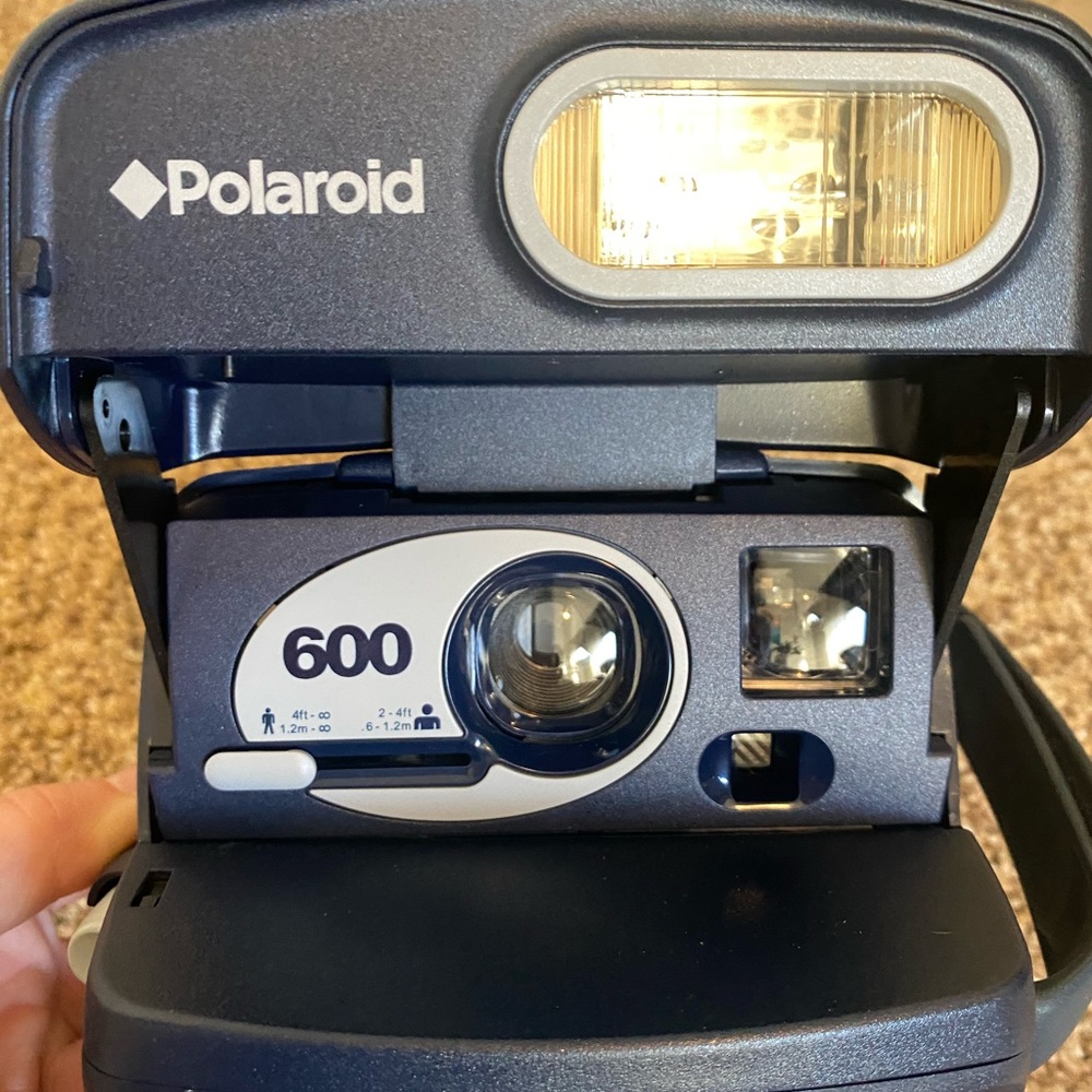 Polaroid 600 Instant Camera